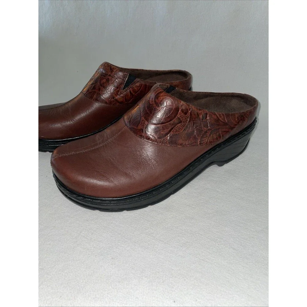 Klogs footwear clogs